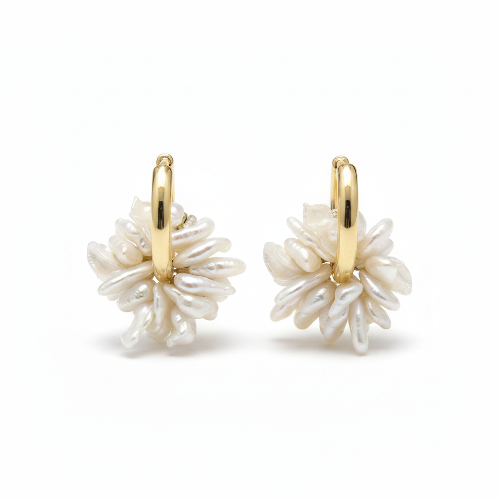 Aretes keshi fondo blanco
